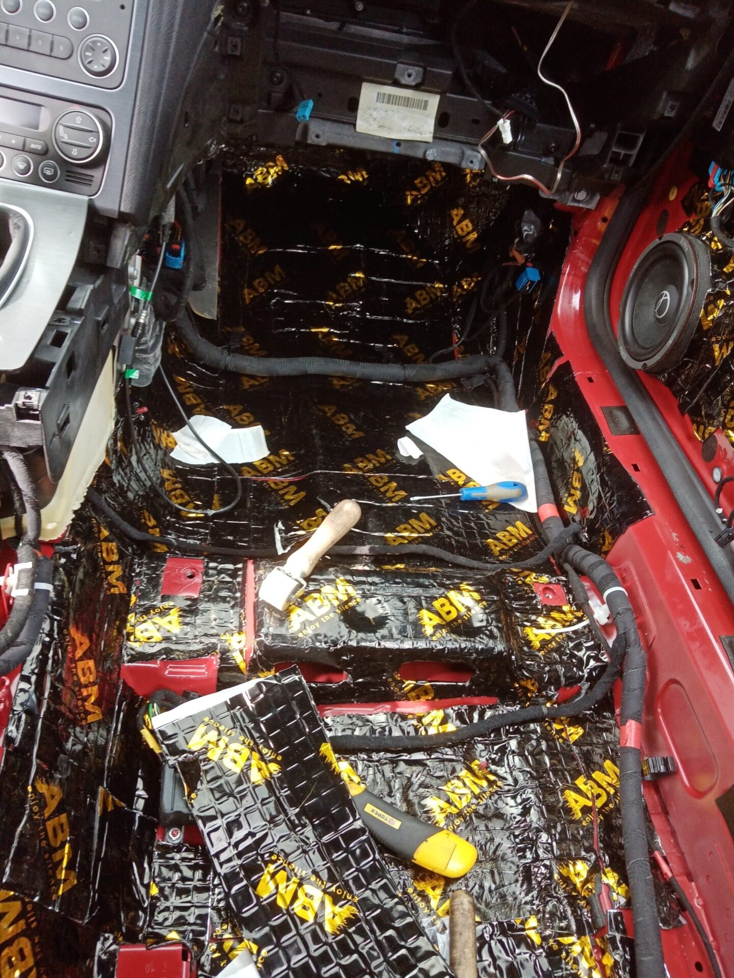 Akustische Premium-Butylmatte ABM Xtreme selbstklebend 2mm 0.05m2 in Platten img_20210425_145150-scaled-1