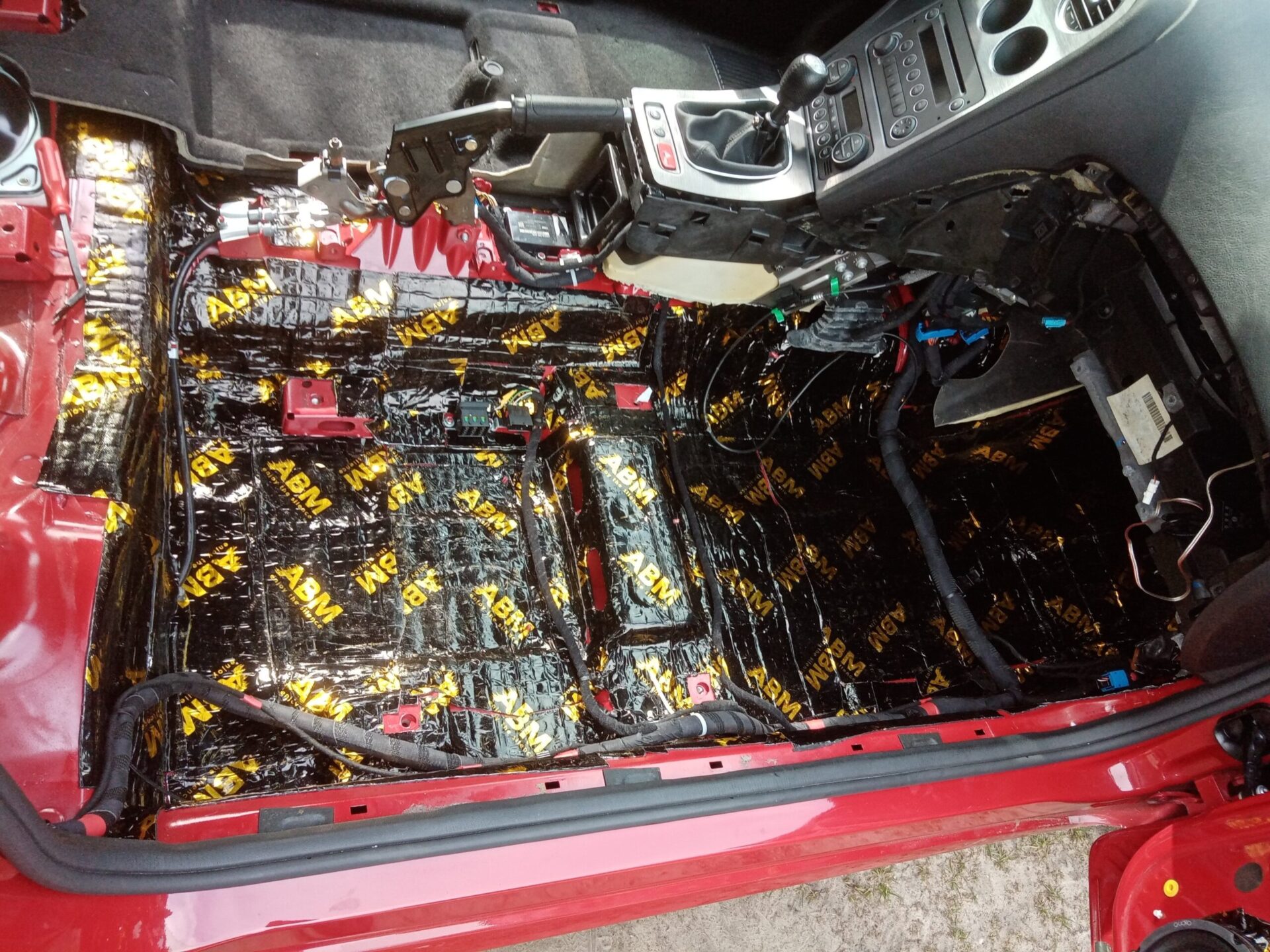 Akustische Premium-Butylmatte ABM Xtreme selbstklebend 2mm 0.05m2 in Platten img_20210425_153918-scaled-1